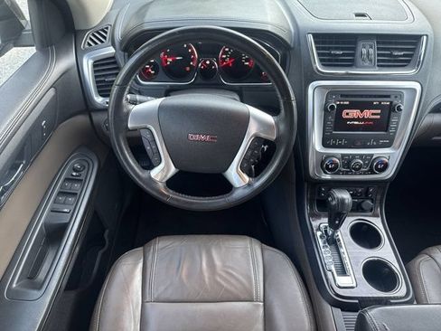 Used 2016 GMC Acadia SLT w/ Open Road Package FWD image 17