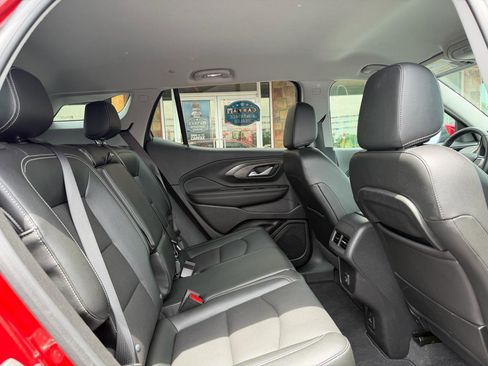 Used 2023 GMC Terrain SLT w/ Tech Package AWD/4WD image 20