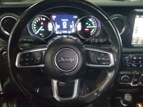 Used 2021 Jeep Wrangler Unlimited Sahara w/ Cold Weather Group image 30