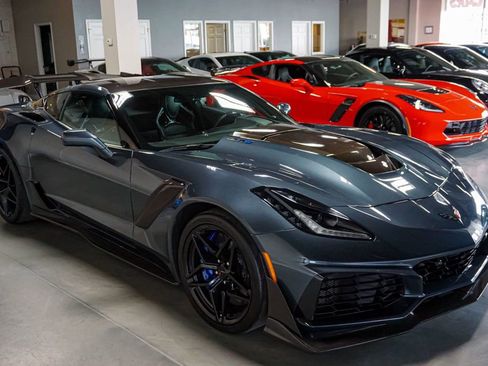 Used 2019 Chevrolet Corvette ZR1 image 3