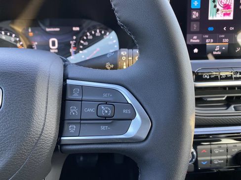 New 2026 Jeep Compass Limited image 12