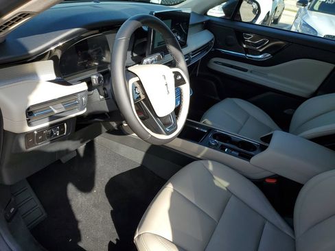 New 2026 Lincoln Corsair Premiere FWD image 20