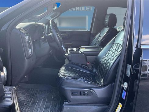 Used 2019 GMC Sierra 1500 SLE w/ SLE Value Package image 22