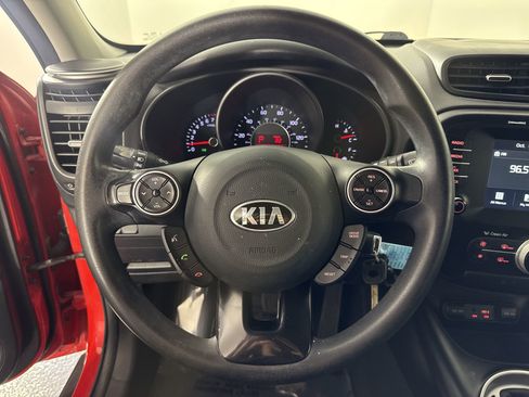 Used 2019 Kia Soul w/ Convenience Package image 18