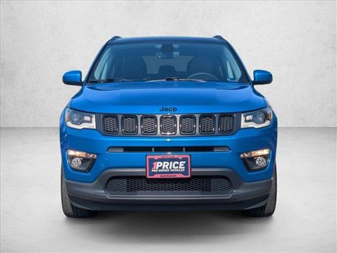 Used 2019 Jeep Compass Latitude AWD/4WD image 2