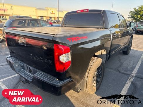 Used 2018 Toyota Tundra Limited w/ Limited Premium Package AWD/4WD image 18