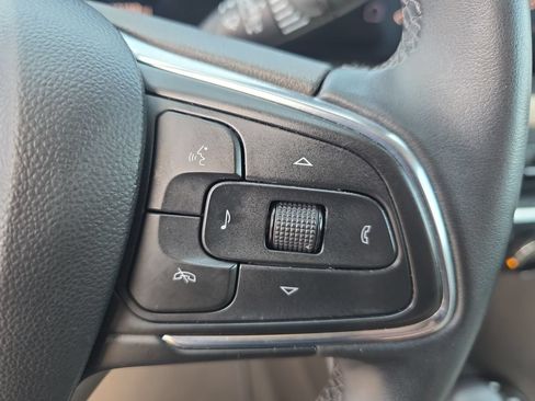Certified 2024 Buick Encore GX Sport Touring w/ Advanced Technology Package FWD image 19