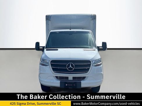 Used 2023 Mercedes-Benz Sprinter 4500 image 1