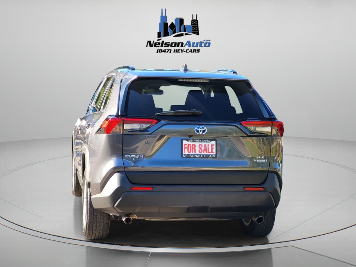 Used 2021 Toyota RAV4 LE AWD/4WD image 7