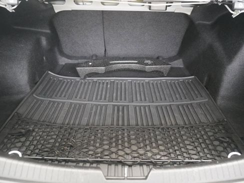 Used 2017 Chevrolet Malibu LT image 15