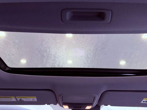 Used 2017 Honda Pilot Elite image 22