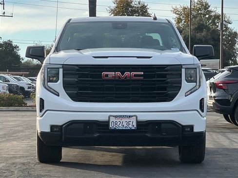 Used 2025 GMC Sierra 1500 Elevation image 9