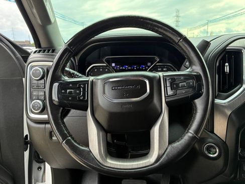Used 2020 GMC Sierra 1500 Denali w/ Denali Ultimate Package AWD/4WD image 17