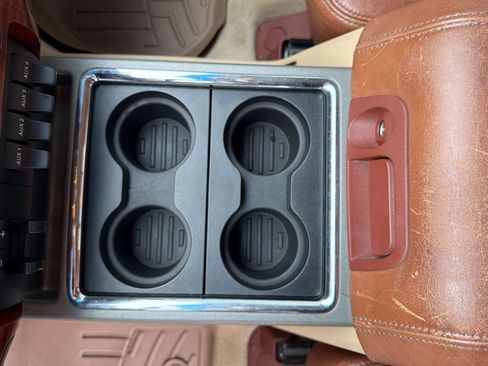 Used 2011 Ford F250 King Ranch w/ King Ranch w/Chrome Pkg image 24