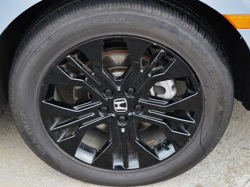 Used 2025 Honda Odyssey Sport-L image 14