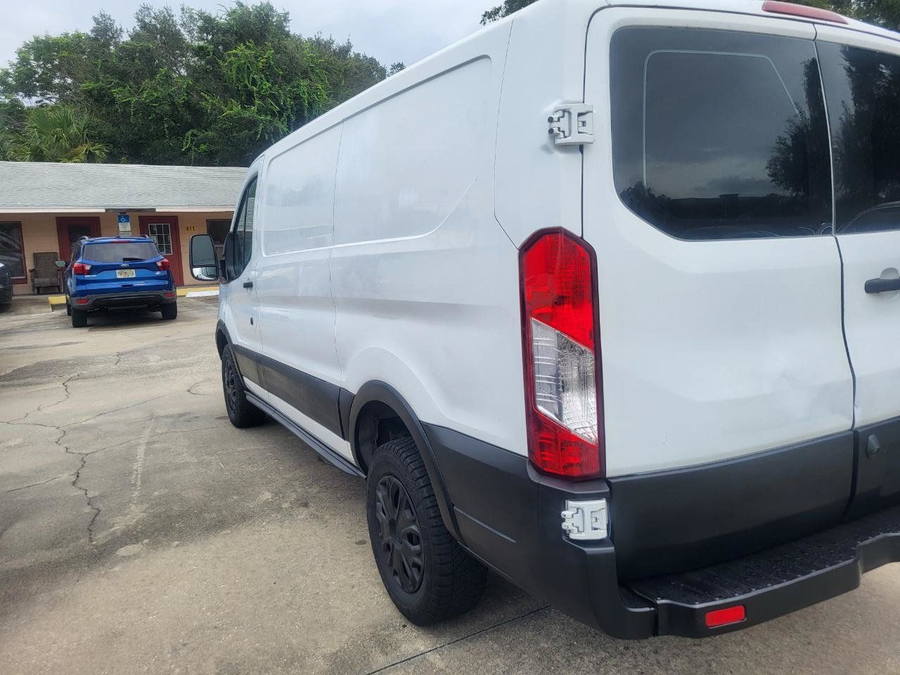 Used 2016 Ford Transit 250 130 Low Roof w/ Exterior Upgrade Package RWD image 42