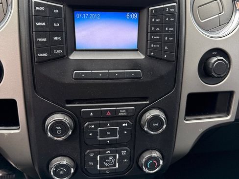 Used 2013 Ford F150 XLT w/ Mid Equipment Group image 7