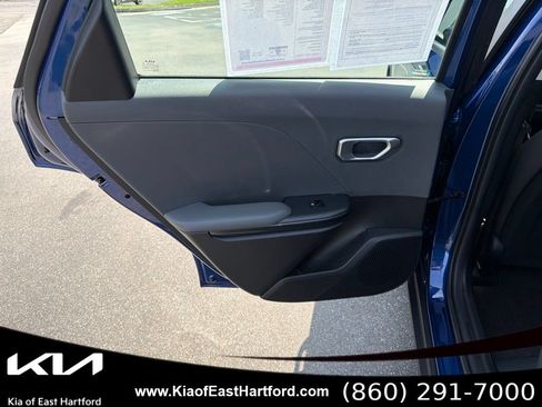 Used 2025 Kia K4 FWD image 17
