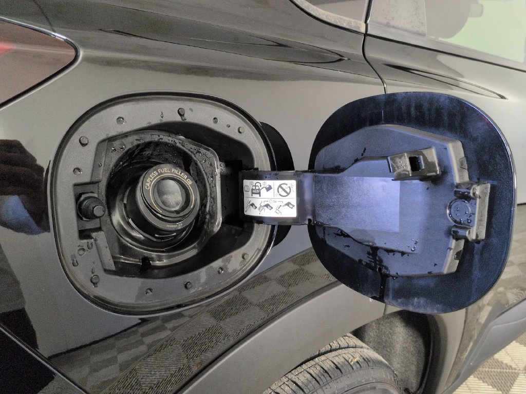 Used 2023 Nissan Rogue SV AWD/4WD image 18