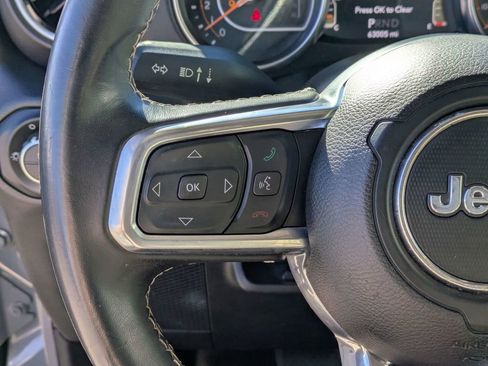 Used 2021 Jeep Gladiator Overland w/ Popular Equipment Package image 18