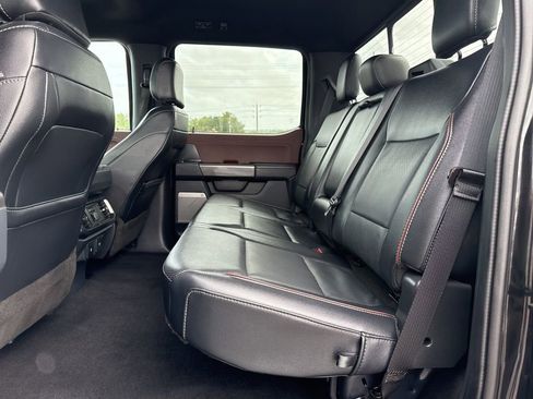 Used 2023 Ford F150 Lariat w/ Equipment Group 502A High image 9