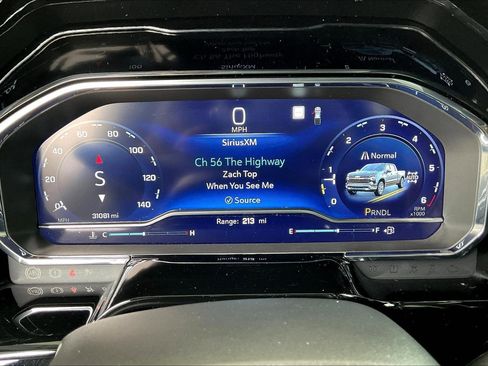 Used 2023 Chevrolet Silverado 1500 LT image 14