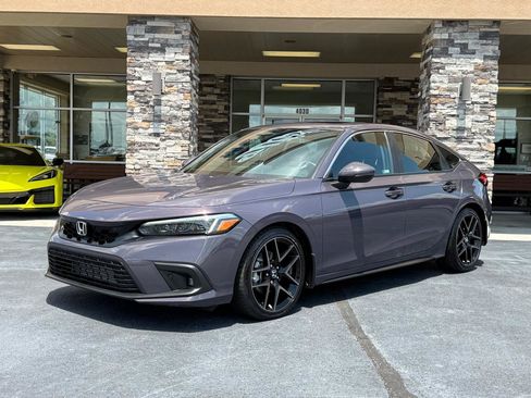 Used 2024 Honda Civic Sport Touring image 1