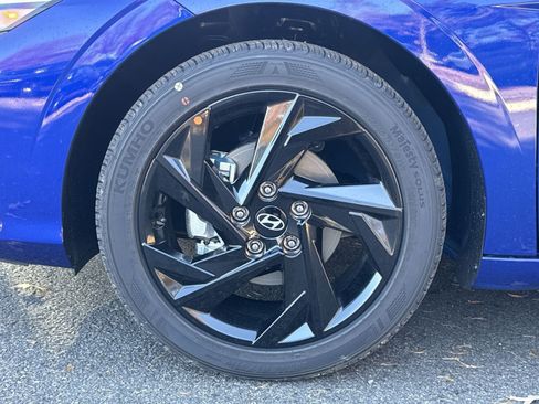 New 2026 Hyundai Elantra Sport FWD image 12