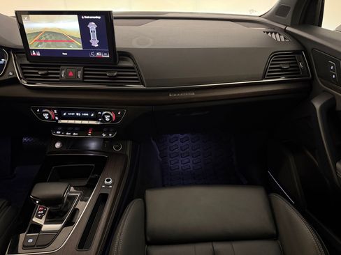 Used 2023 Audi Q5 2.0T Premium Plus w/ Premium Plus Package AWD/4WD image 30