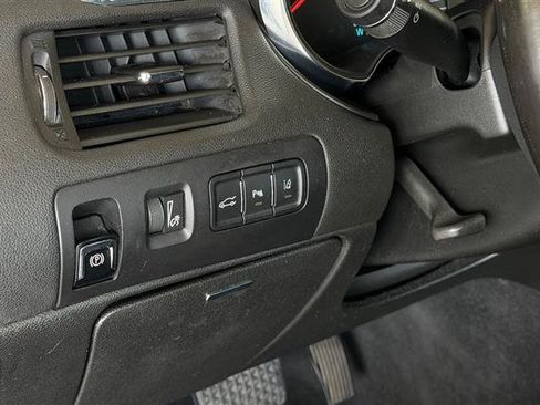 Used 2016 Chevrolet Impala LTZ FWD image 20