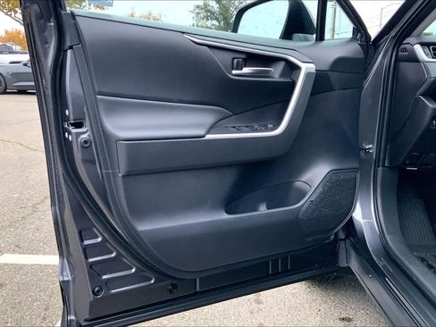 New 2025 Toyota RAV4 XLE image 10