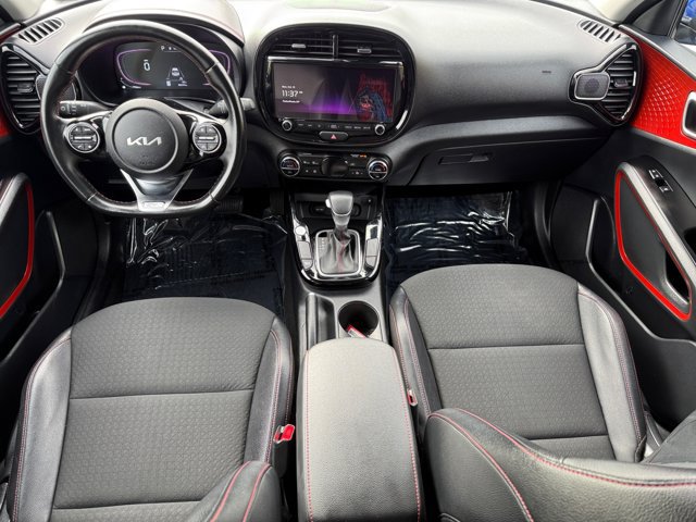 Used 2023 Kia Soul GT-Line FWD image 13