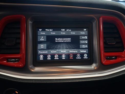 Used 2019 Dodge Challenger SXT image 30