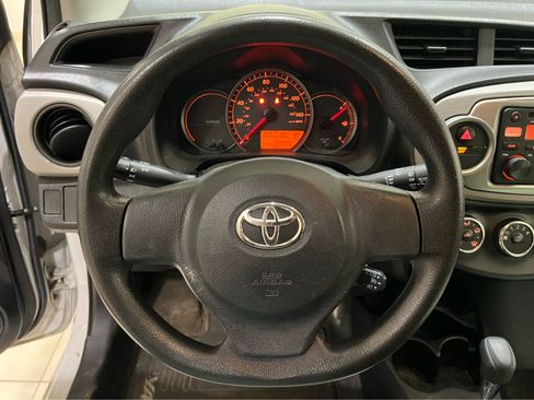 Used 2012 Toyota Yaris L FWD image 14