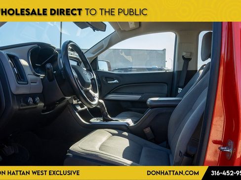 Used 2019 Chevrolet Colorado LT w/ LT Convenience Package image 3
