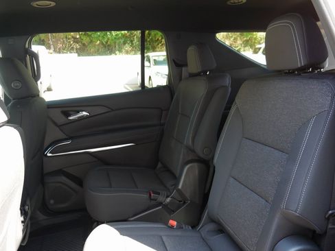 New 2026 Chevrolet Traverse LT w/ LPO, Floor Liner Package image 25