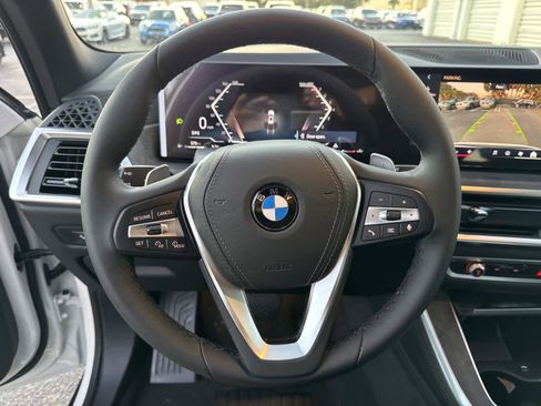 New 2026 BMW X5 xDrive40i w/ Parking Assistance Package image 29