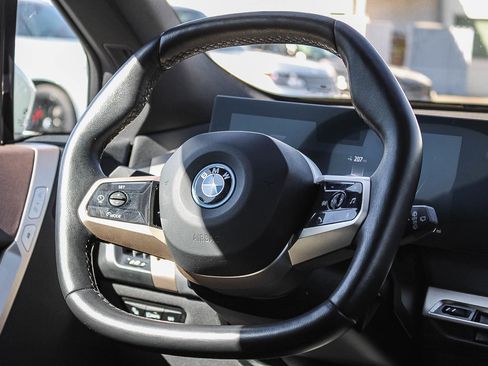 Used 2024 BMW iX xDrive50 w/ Sport Package image 15