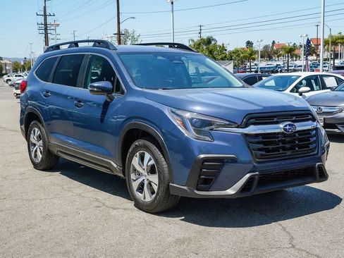 Used 2023 Subaru Ascent Premium w/ Convenience Package AWD/4WD image 3