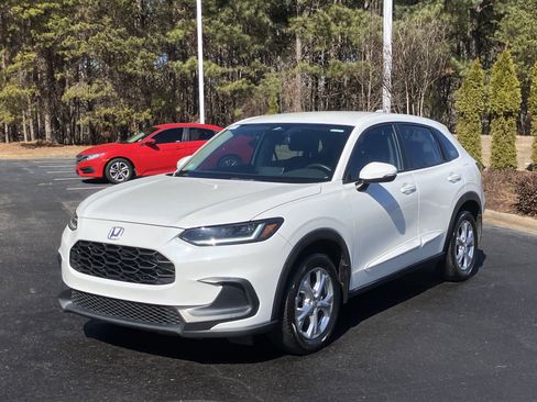 Certified 2024 Honda HR-V LX image 6