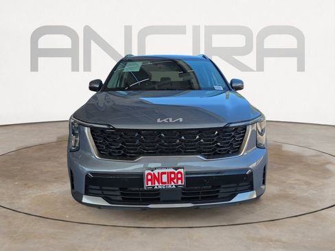 Certified 2024 Kia Sorento S FWD image 3