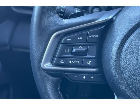 Used 2025 Subaru Outback Premium image 34