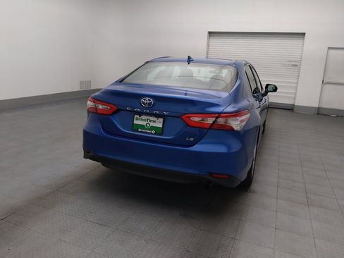 Used 2019 Toyota Camry LE FWD image 7