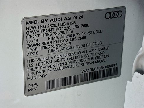 Used 2024 Audi Q3 2.0T Premium AWD/4WD image 12