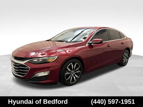 Used 2023 Chevrolet Malibu RS FWD image 1