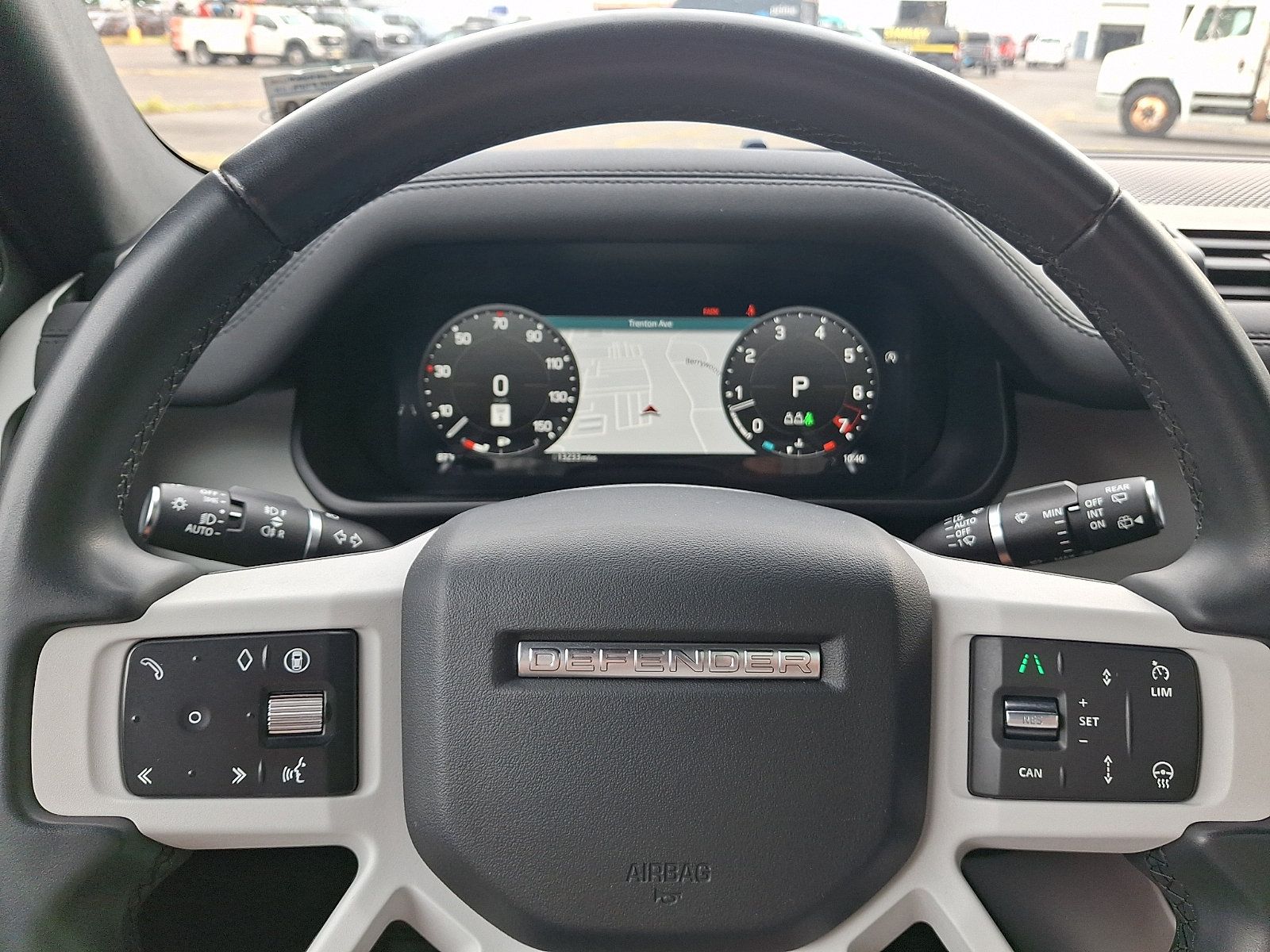 Used 2025 Land Rover Defender 110 S AWD/4WD image 21