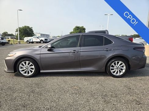 Used 2023 Toyota Camry LE FWD image 4
