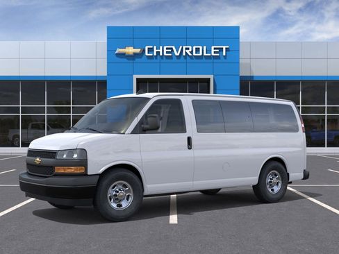 New 2025 Chevrolet Express 3500 LS image 2