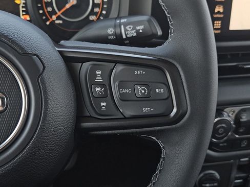 New 2026 Jeep Gladiator Sport image 17