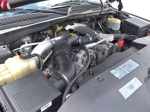 Used 2002 Chevrolet Silverado 2500 LS w/ Electrical Convenience Pkg AWD/4WD image 23